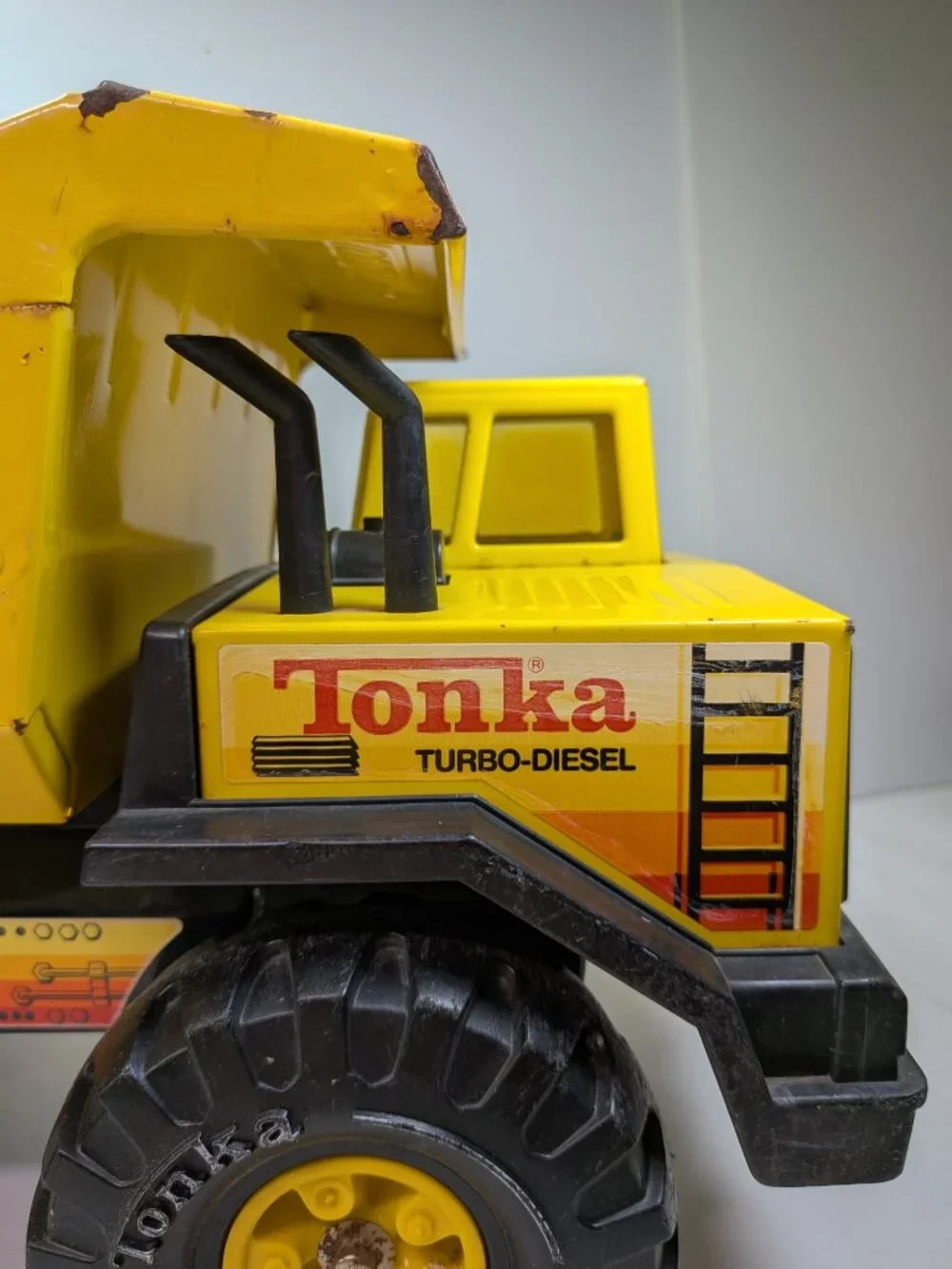 Vintage Tonka Mighty Dump Truck Pressed Steel All Metal Double Smokestack 1980s